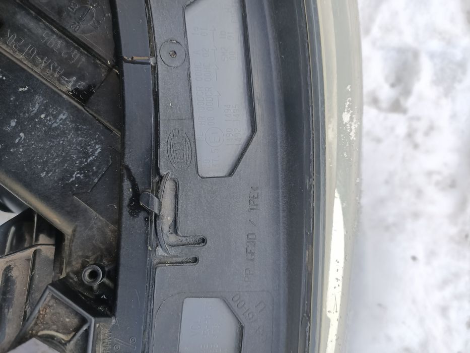 Фара BMW E60 левая