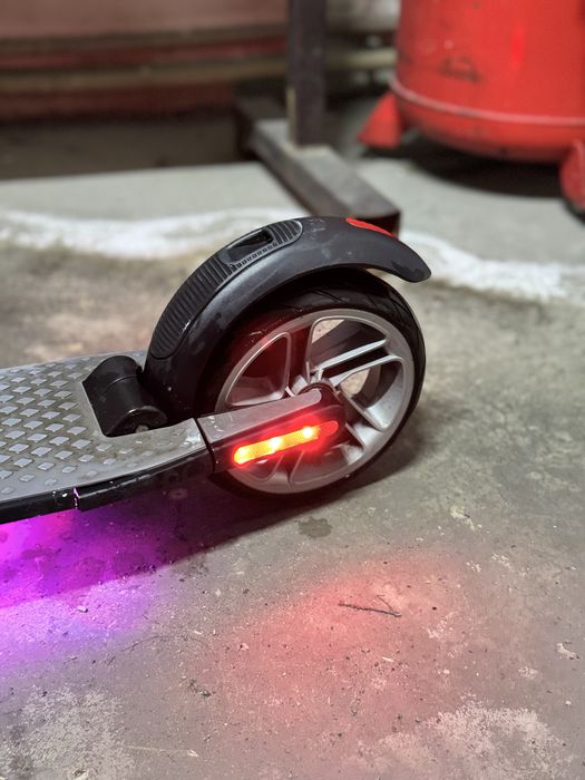 2 Электросамоката ninebot