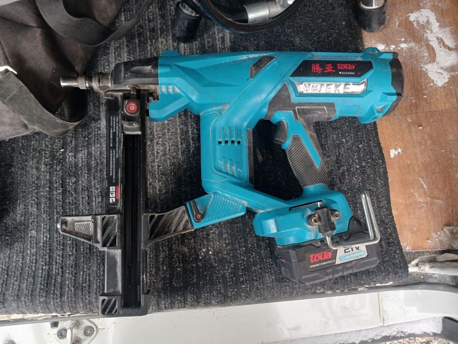 Гводезабивоной пистолет