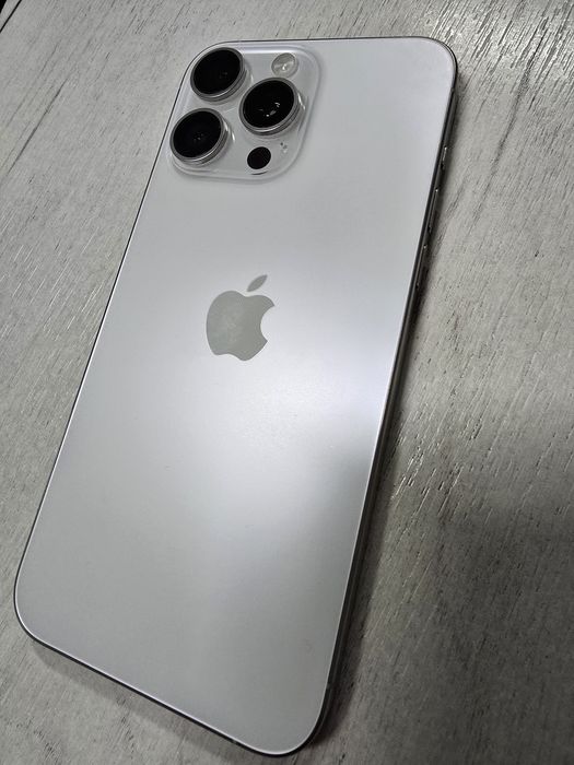 IPhone 15 pro max 256