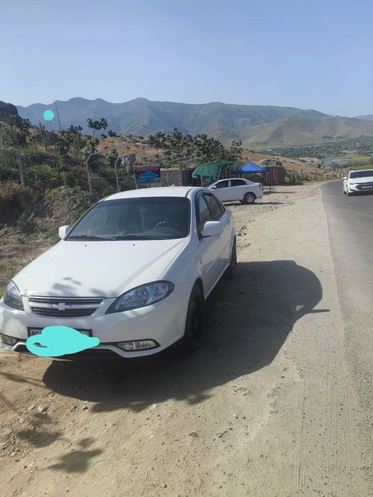 Мошина, шевролет лассети