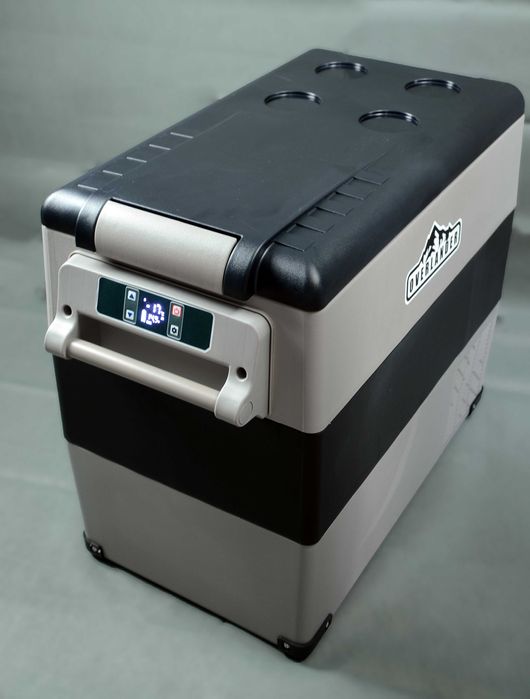 Frigider auto Overlander pentru camping 55l