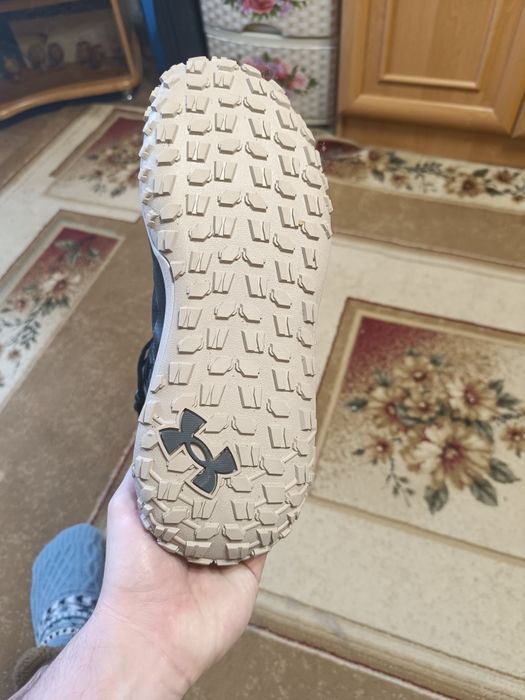 Ботинки Under Armour