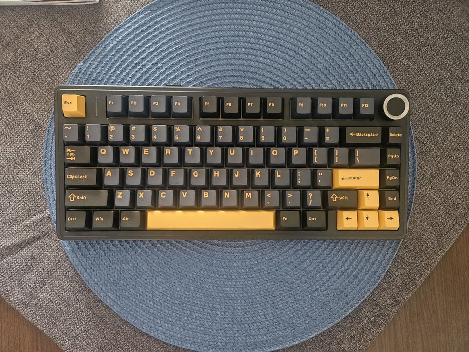 Tastatura gaming wireless mecanica Aula F75