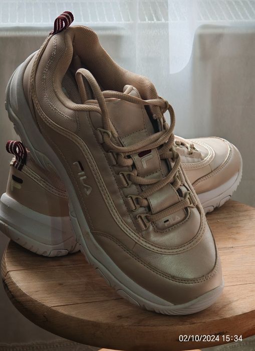 Fila Strada F WMN  ..