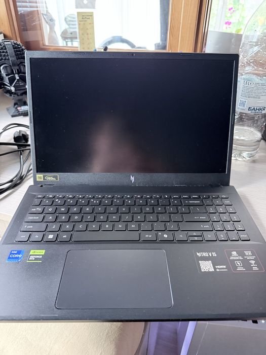 Acer Nitro V15 RTX5060