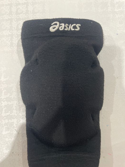 Наколенники ASICS