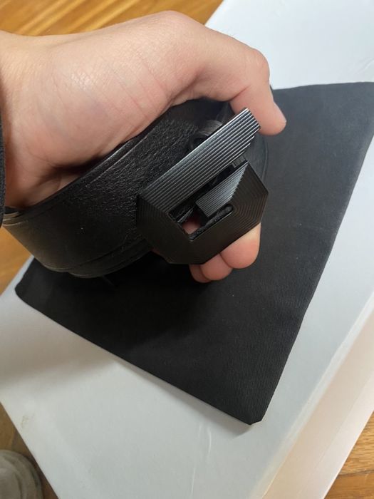 Curea Givenchy ca noua barbati G Logo neagra 105 cm