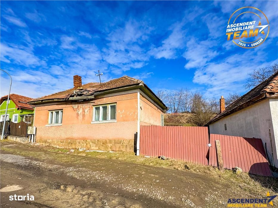 Teren intravilan 493 mp cu casa, Sfantu Gheorghe, Simeria,Covasna