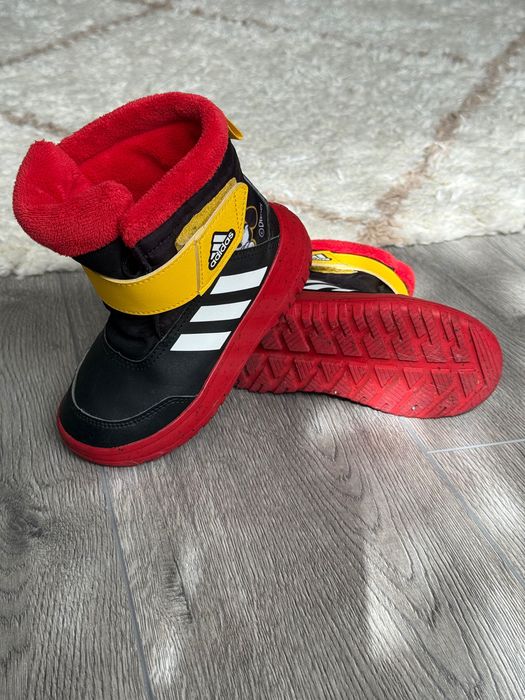 Зимни априлски/ботуши Adidas
