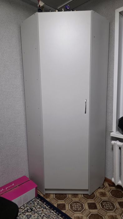 Шкаф угловой серый