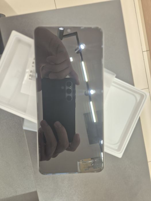 Продаётся Vivo Y04 4/64гб