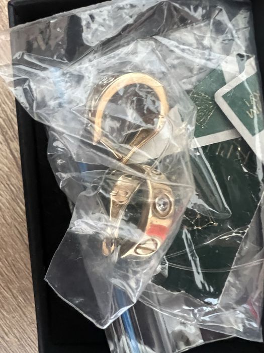 Золотые сережки Cartier