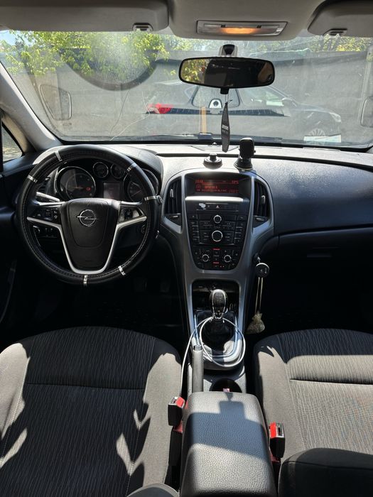 Opel Astra J 2014 1.7 CDTI