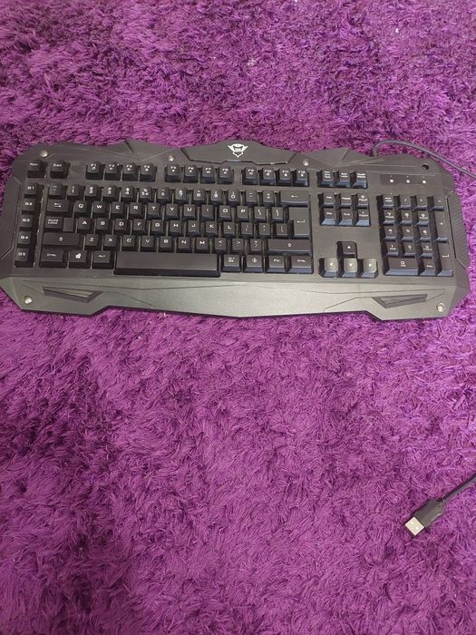 Trust champion клавиатура