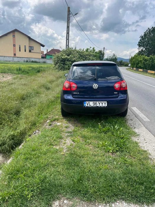 VW Golf 5 1.9 TDI 2004 — fără rugină, multe piese noi