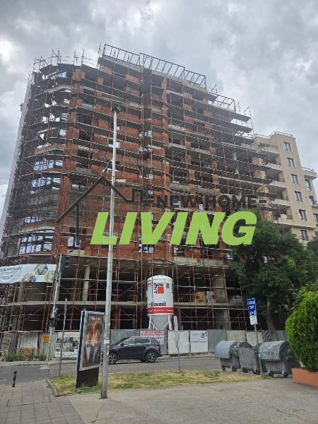 Продава се Тристаен апартамент в Пловдив, Каменица 1 - 108 кв.м за 1071 €/кв.м - Снимка #1