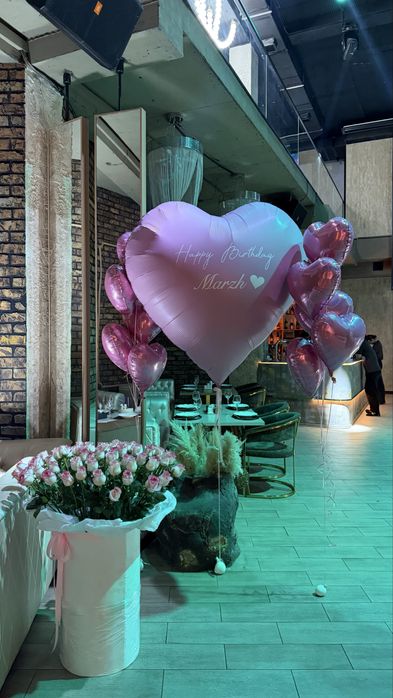 Свежие розы только привезли