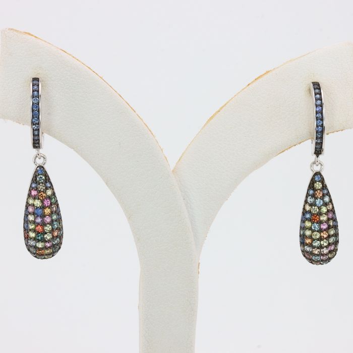 Сребърни обеци с натурални цветни не нагрявани Сапфири от Шри Ланка и сертификат