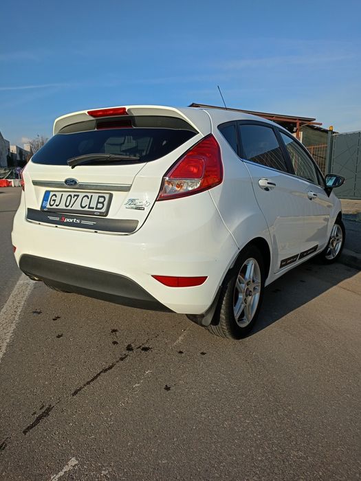 FORD Fiesta TITANIUM 1.6 TDCI 2014
