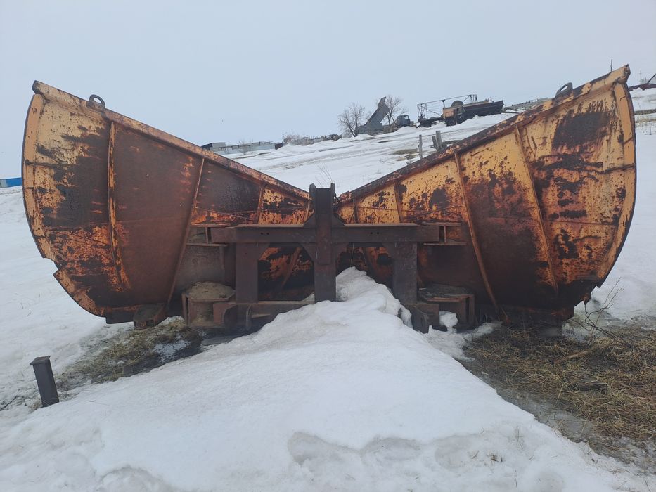 Клин, бабочка...