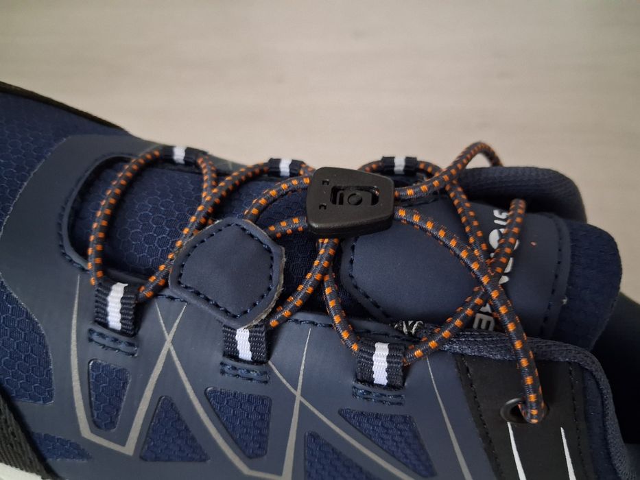 Vand Adidași Traking Stormberg Noi cu etichetă  Unisex Marime 37