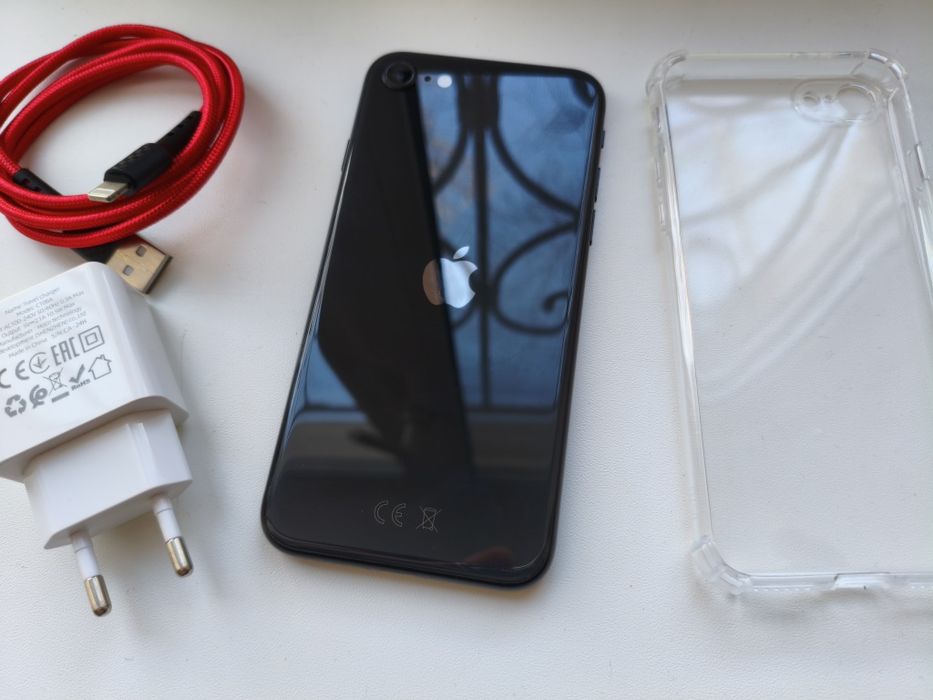 iPhone SE 2020 black 64gb.