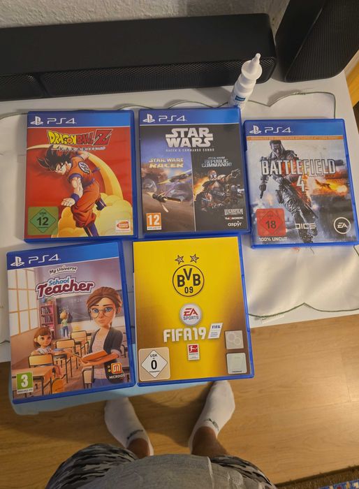 Vând Playstation 5 cu 2 console și 10 jocuri