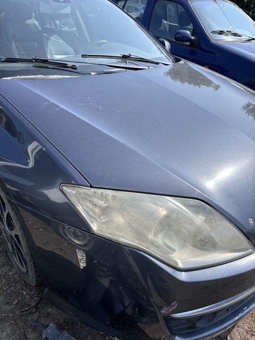 Fata completa Renault Laguna 2008