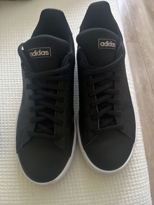 Маратонки adidas