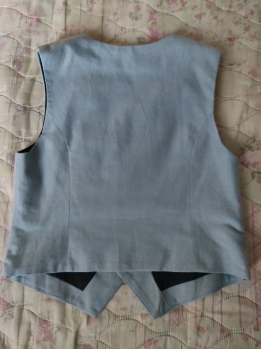 Детско сако 134см. и елек 128см.