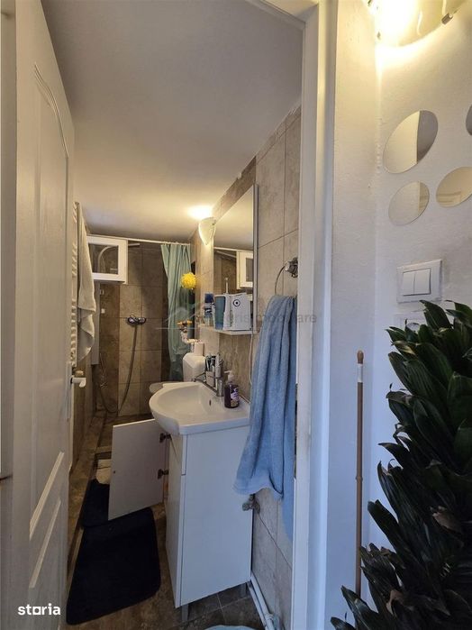 Integris Casa cu 5 camere,curte individuala,Str Gradinarilor,Oradea