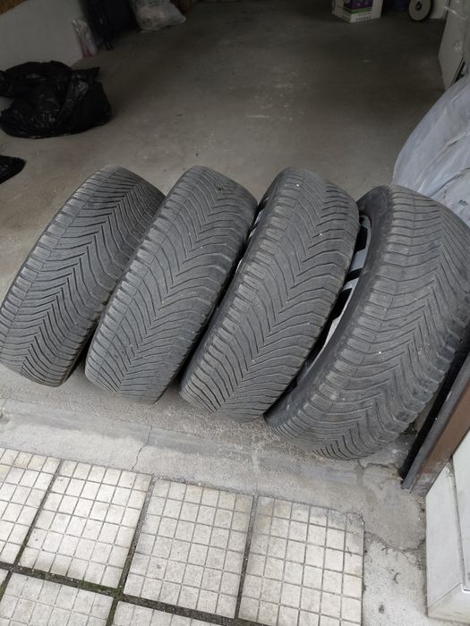 4бр. Michelin CrossClimate 2 SUV 235/50 R19 103V XL DOT 44/2023