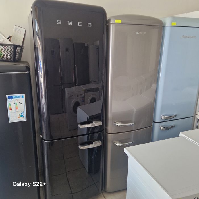 Хладилник SMEG черен