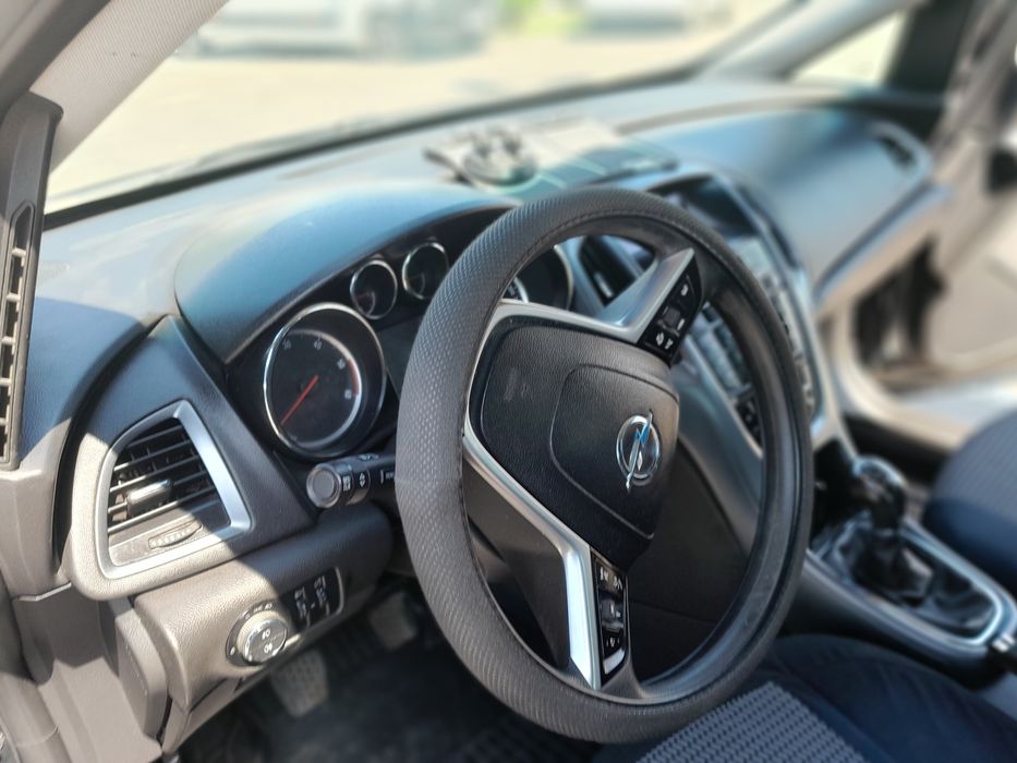 Vand opel astra j 1.7dizel-2013-