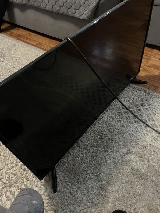 Продам телевизор