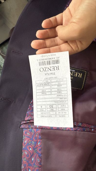 Продам костюм в отличном состоянии