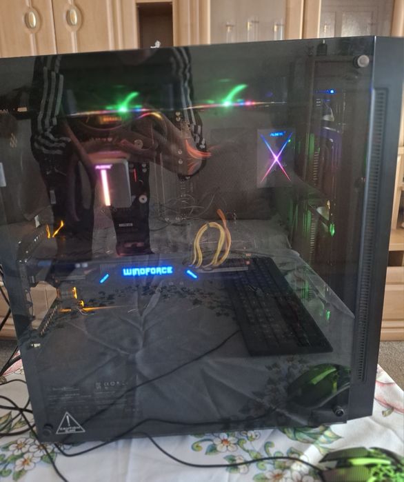 Vând Setup GAMING  – Calculator gaming+Monitor 100 hz+Volan Hori Apex