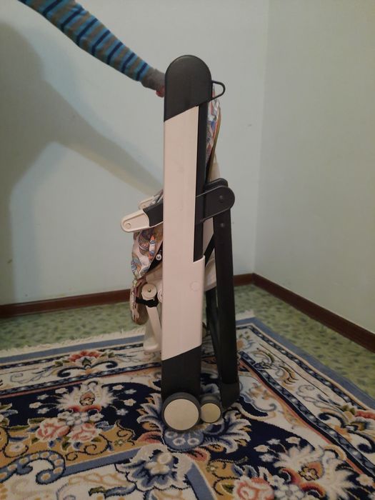 Стульчик для кормления детей