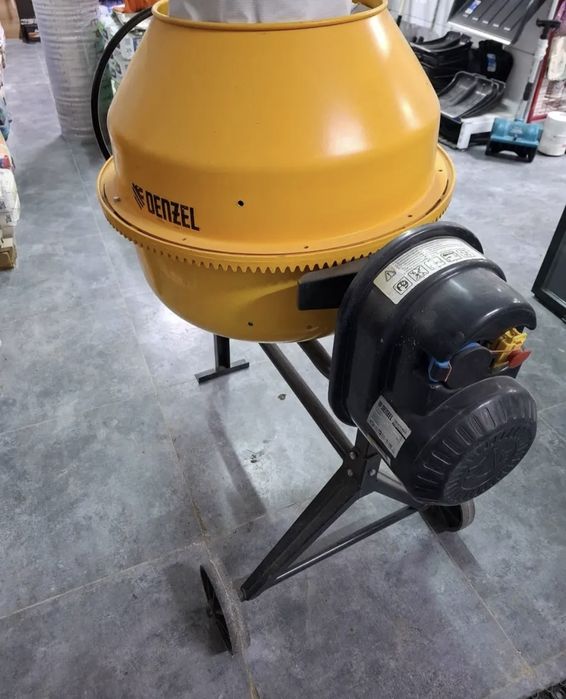 Продам бетономешалку