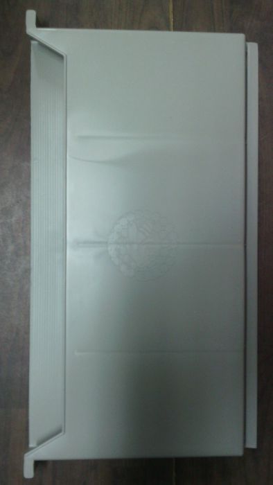 Вътрешна хранилка 2 л за кошери- пчеларски инвентар