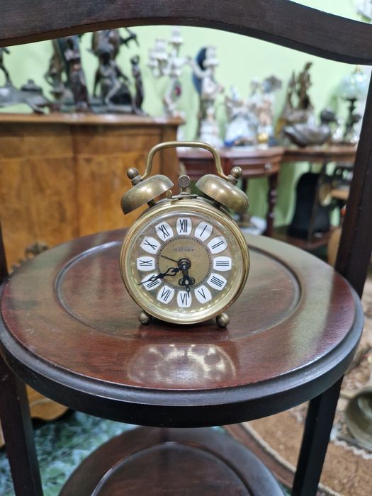 Чудесен антикварен колекционерски бронзов будилник Estyma