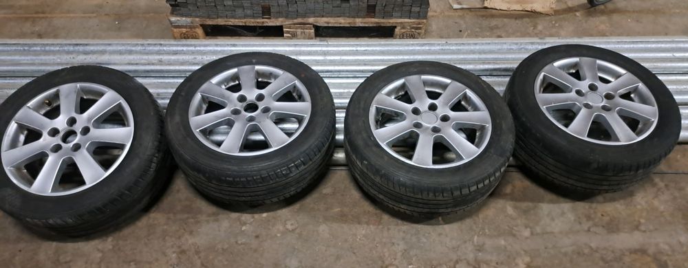 Vând jante Opel și  Borbet- 7Jx16H2- 205 55 R16