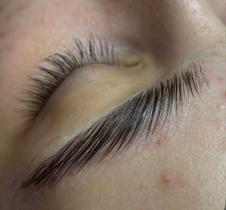 Cosmetică facială, montaj gene fir cu fir, laminare gene și sprâncene