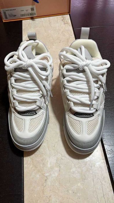 #TOP# Louis Vuitton LV Skate Grey - Verificare Colet -