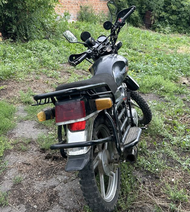 Продам мотоцикл 200 куб