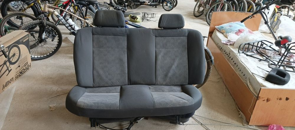 Nexia 2 orqa sedeniya