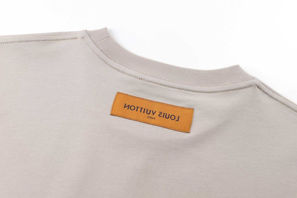 Tricou Louis Vuitton Premium