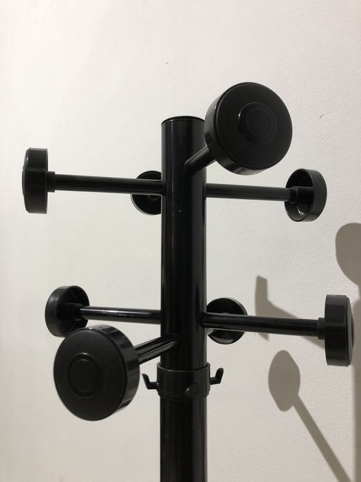 7 Buc. Cuier tip Pom, Cuier birou