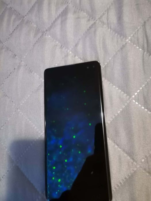 Samsung S10 Plus  отличен!